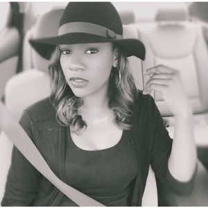 Meet your Posher, Ciara